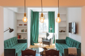 Brezoianu Spacious Flat